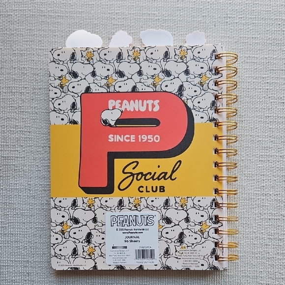 Peanuts Social Club Spiral Journal - Picture 8 of 14